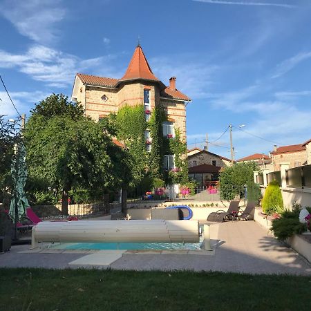 Villa Belle Maison De Famille Usson-en-Forez Exterior foto