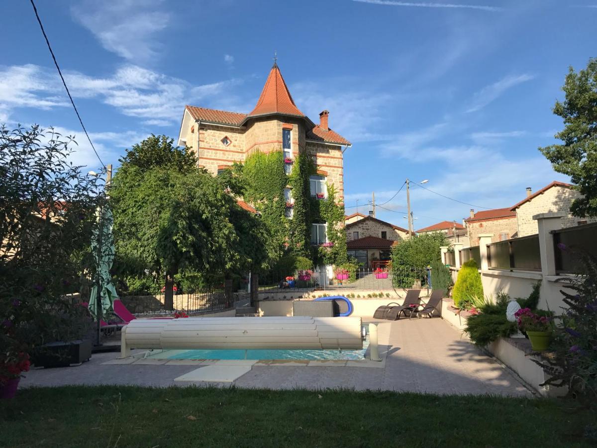 Villa Belle Maison De Famille Usson-en-Forez Exterior foto
